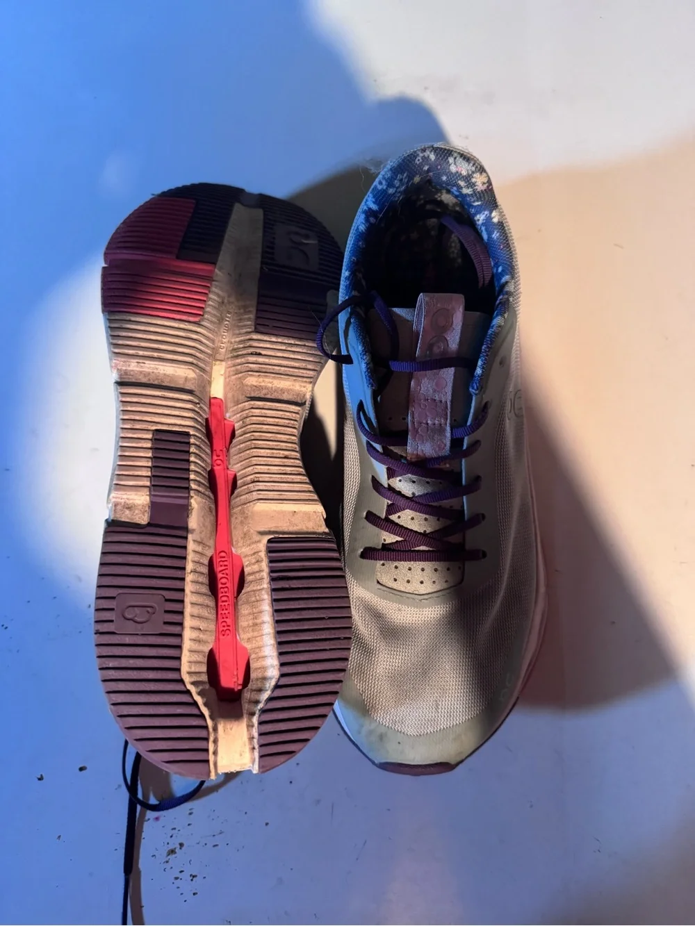 On Running Mint Green and Pink Women’s Athletic Sneakers with Purple Laces